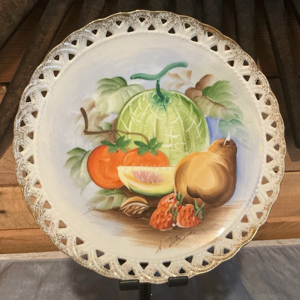 VTG 8" Japanese Porcelain Hand Painted Fruit  Plate Signed Lattice Gold‎ Edge